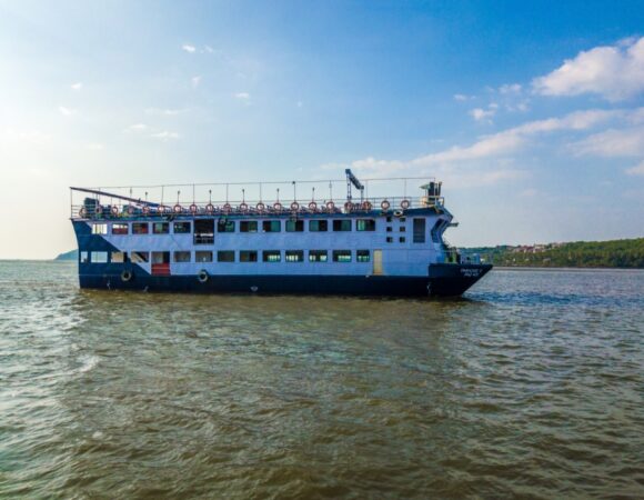 Paradise Cruises
